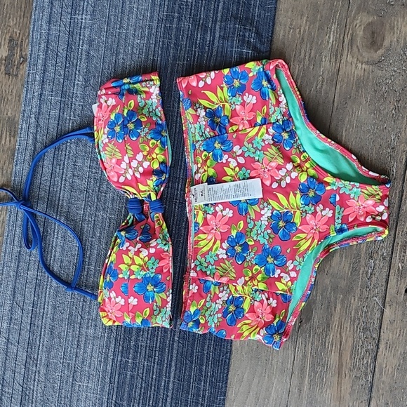 New Hollister Floral High Waist Bikini Set Size M - Picture 1 of 8